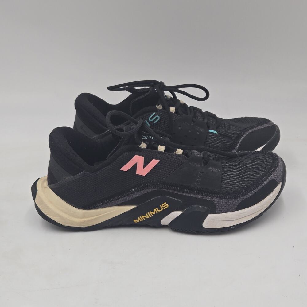 NEW BALANCE Minimus Size 8 M Womens Black WXMTRLM2 Training Sneakers Shoes